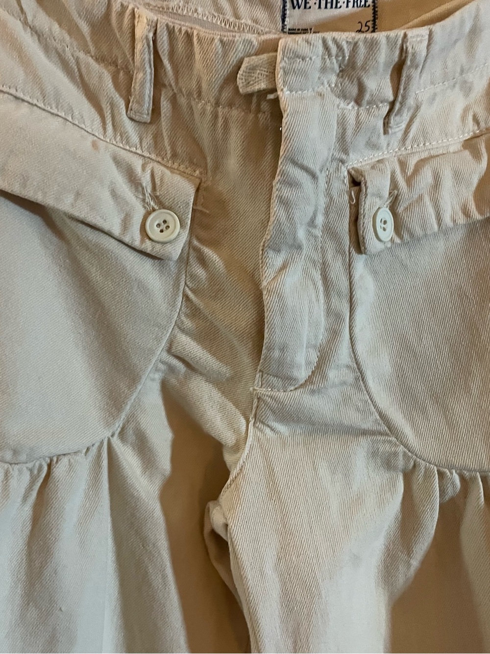 free people lotus balloon  jeans. - Picture 4 of 6